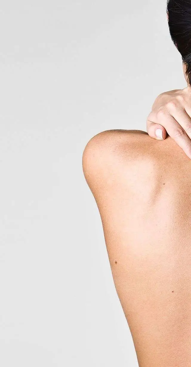 Clear smooth toned back results non surgical back treatment Allurant Medical Spa San Diego