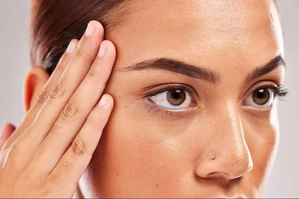 Woman with a smooth, relaxed forehead after a Botox treatment at Allurant Medical Spa in San Diego