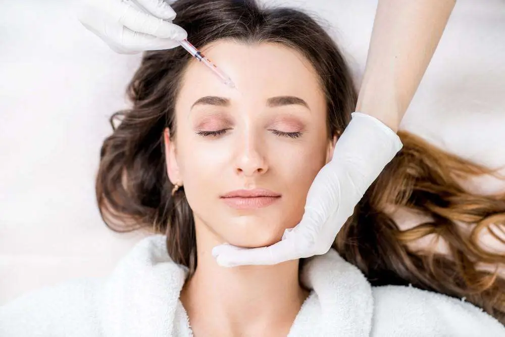 Allurant Medical Spa provider consulting with a patient about a personalized Botox schedule